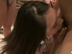 Жопа, Минет, Секс без цензуры, Милф, Вечеринка, Киски, Молоденькие, Сиськи