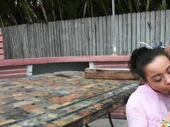 Americano, Latina, Lamidas, Al aire libre, Coño, Afeitado, Tatuaje, Hilo dental