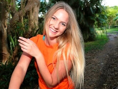 Culo, Rubia, Mamada, Loco, Al aire libre, Pov, Afeitado, Adolescente