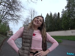 Amateur, Sucer une bite, Éjaculation interne, En levrette, De plein air, Pov, Chatte, Russe