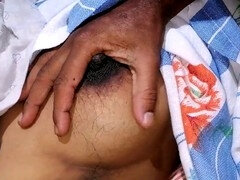 18 jaar, Aziatisch, Bedriegen, Eerste keer, Indisch, Klein, Kousen, Tiener