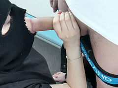 Amateur, Grosse bite, Sucer une bite, Fait maison, Masque, Public, Suçant, Pute