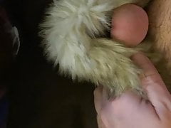 Reusing an old Sweaters Fur Hood