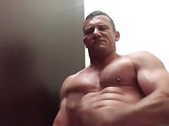 Muscle Dad jerks and cums