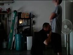 Sucking the electrician to pay for his work