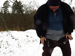Pee with cock and ass showing outdoor in wintertime