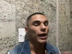 Bukakke Live Perfomance