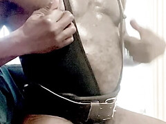 Big dicked black bodybuilder post workout cum session