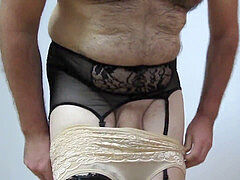 very super hot in underwear.Muy caliente en lenceria