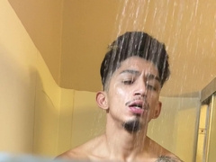 Screaming In The Douche