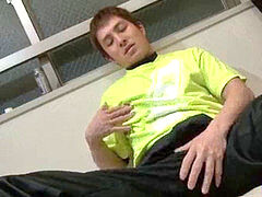 gay chinese dude tugs