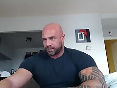 Leonardo_sa Euro daddy cam show with hole spreading