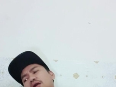 Thai Fap off and Ejaculation can't Manage หนุ่มไทบชักว่าวน้ำพุ่งรุนแรงเลอะที