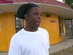 Black stud pickedup and fucked 4 money outdoor by white stud