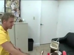 Blonde gay dude sucks the cock of the boss