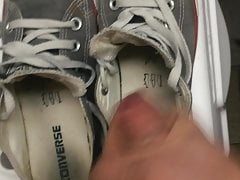 cum on my friend's smelly Converse