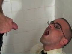 Giving the twink a facial then a golden shower peeing piss