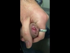 Str8 daddy cum in public toilet
