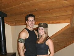 Jessie Cox fucks her military boyfriend, Jonny T