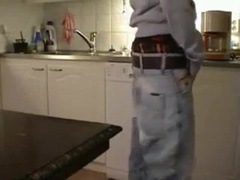 sagger boy cumming in the table