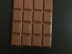 Cum chocolate