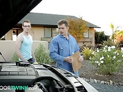 NextDoorTwink - Twink Fucked By Hunk Mechanic
