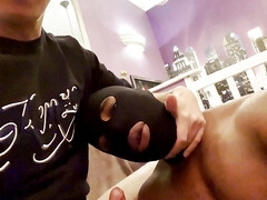 Bottom sucker greedy for wet