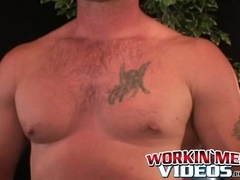 Massive cock wielding hunk cant stop himself from jerking