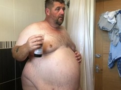 Chubby 550lbs guy enjoying a shower