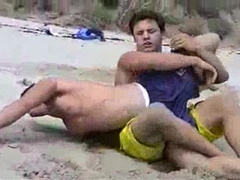 Benny Vs Mack ten On The Beach