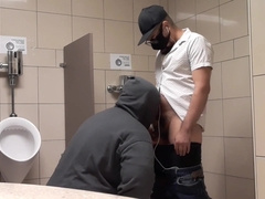 Closeted Blower Bj's my Man-Meat at School's Restrooms