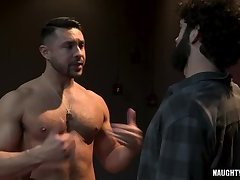 Muscle bear anal rimming with facial cum
