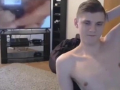 Twunk Works Up a Sweat Fondling One Out on Web cam
