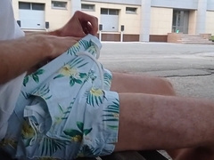 The stud jerks in public. Extraordinary