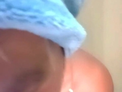 Door getting off. Jakol sa may pinto