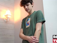 DADDYONTWINK Den Sport Taunts Tony Keit Rosy Slot Before Romping