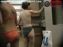 Al aire libre, Piscina, Voyeur