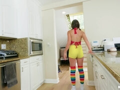 Booty babe Ella Knox hot video