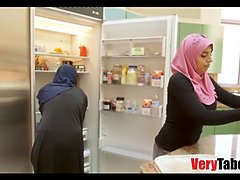 Stepdad bangs hijab-wearing chick in a hot hijab fuckfest