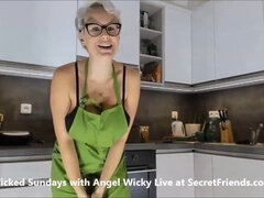 Food Porn with Angel Wicky live