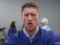 Violet Gems is sucking Oliver Flynn's cock