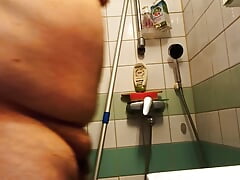 hot FAT 140KG BEAR Soft Daddy WASHES HIS UNCUT COCK and PISSES HUGE STREAM