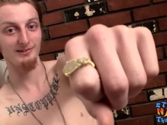Inked hetero thug Kenneth Slayer wanks and shoots a load