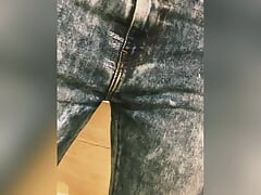 Levis Jeans piss and shower
