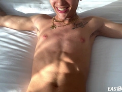 Watch Calvary Younger's first ever uncut audition with a big dick muscle guy