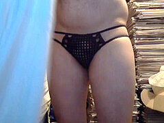 undies male 63