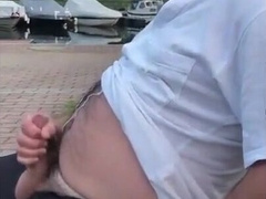 Amateur Daddies Handjob