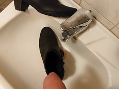 Piss in wifes black ankle boot