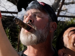 Erotic maledom in sunny scenes for a curvy male slave with high endurance