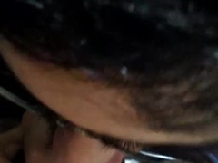 Lobão Chupando Garoto no Banheiro da Faculdade ejaculação)